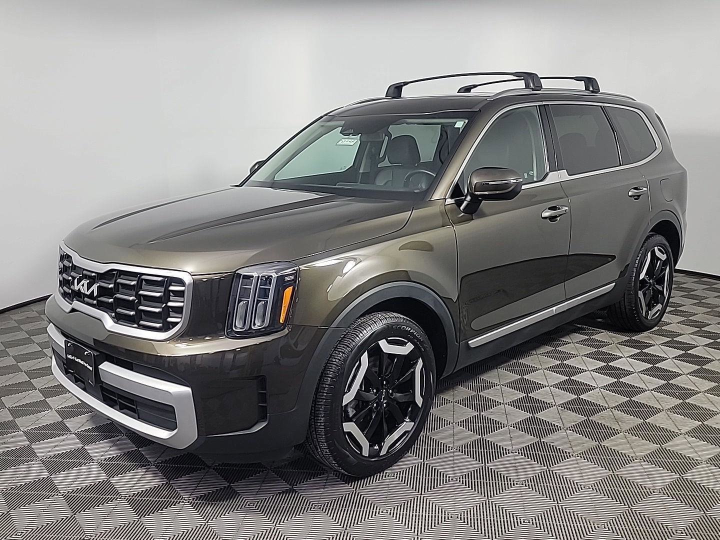 Used 2024 Kia Telluride S w/ S Sunroof Package image 12