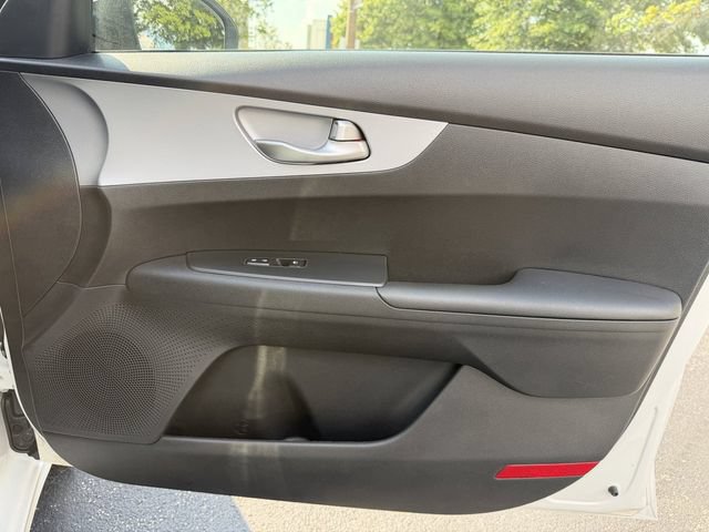 Used 2024 Kia Forte LXS FWD image 27
