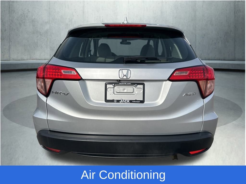 Used 2016 Honda HR-V LX image 4