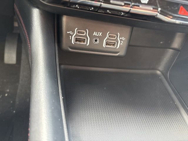 Used 2023 Dodge Durango GT image 30