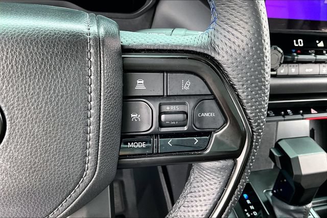 Used 2025 Toyota Tundra Platinum AWD/4WD image 11