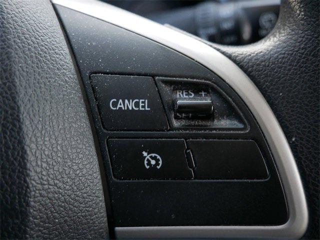 Used 2020 Mitsubishi Outlander ES image 26