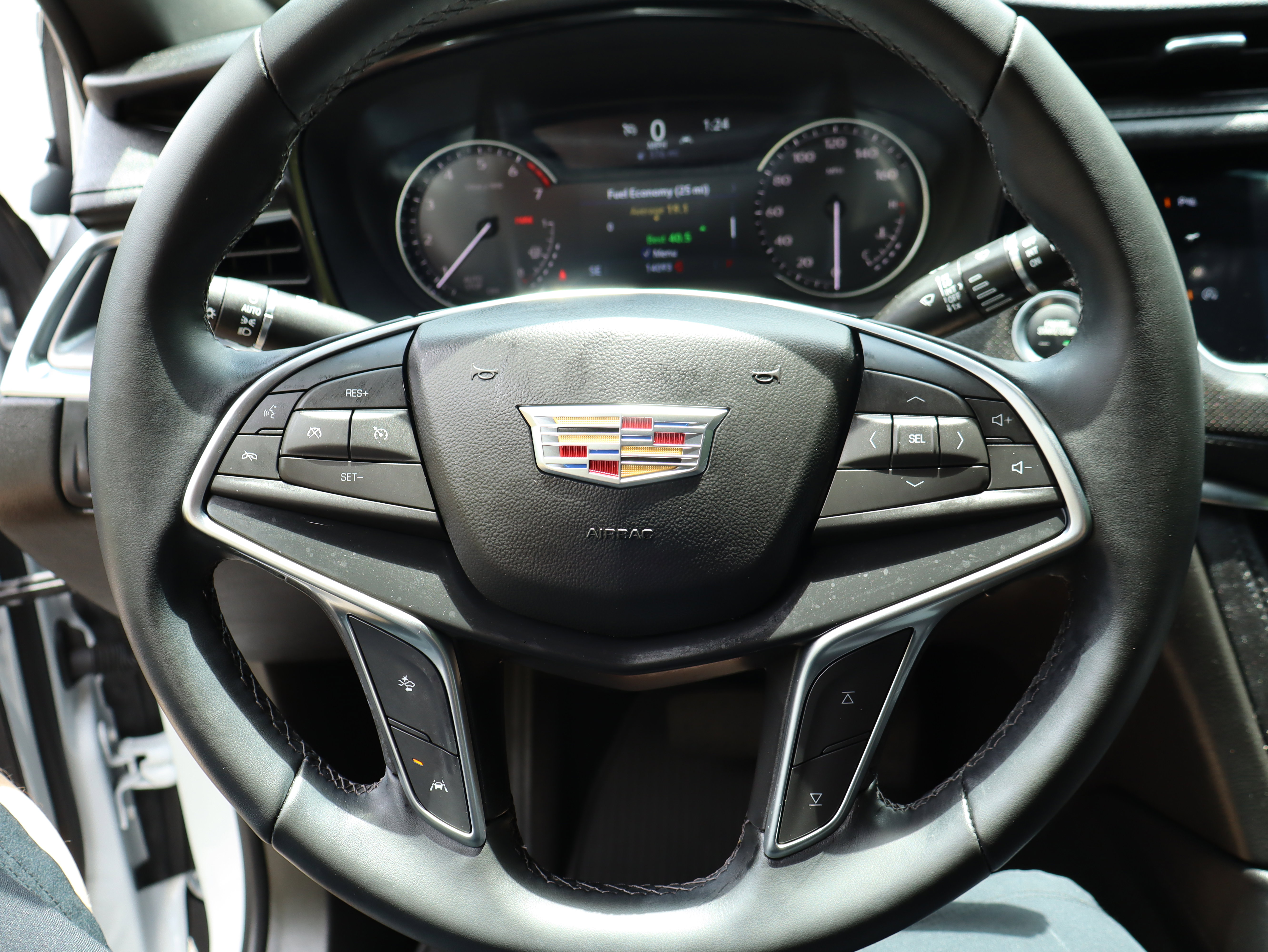 Certified 2024 Cadillac XT5 Luxury FWD image 18