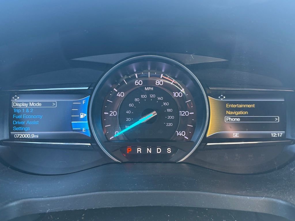 Used 2018 Ford Explorer XLT w/ Equipment Group 202A image 9