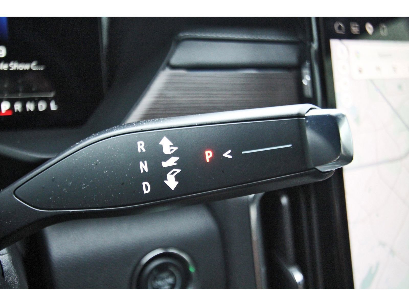 Used 2025 GMC Acadia Denali w/ Super Cruise Package FWD image 26