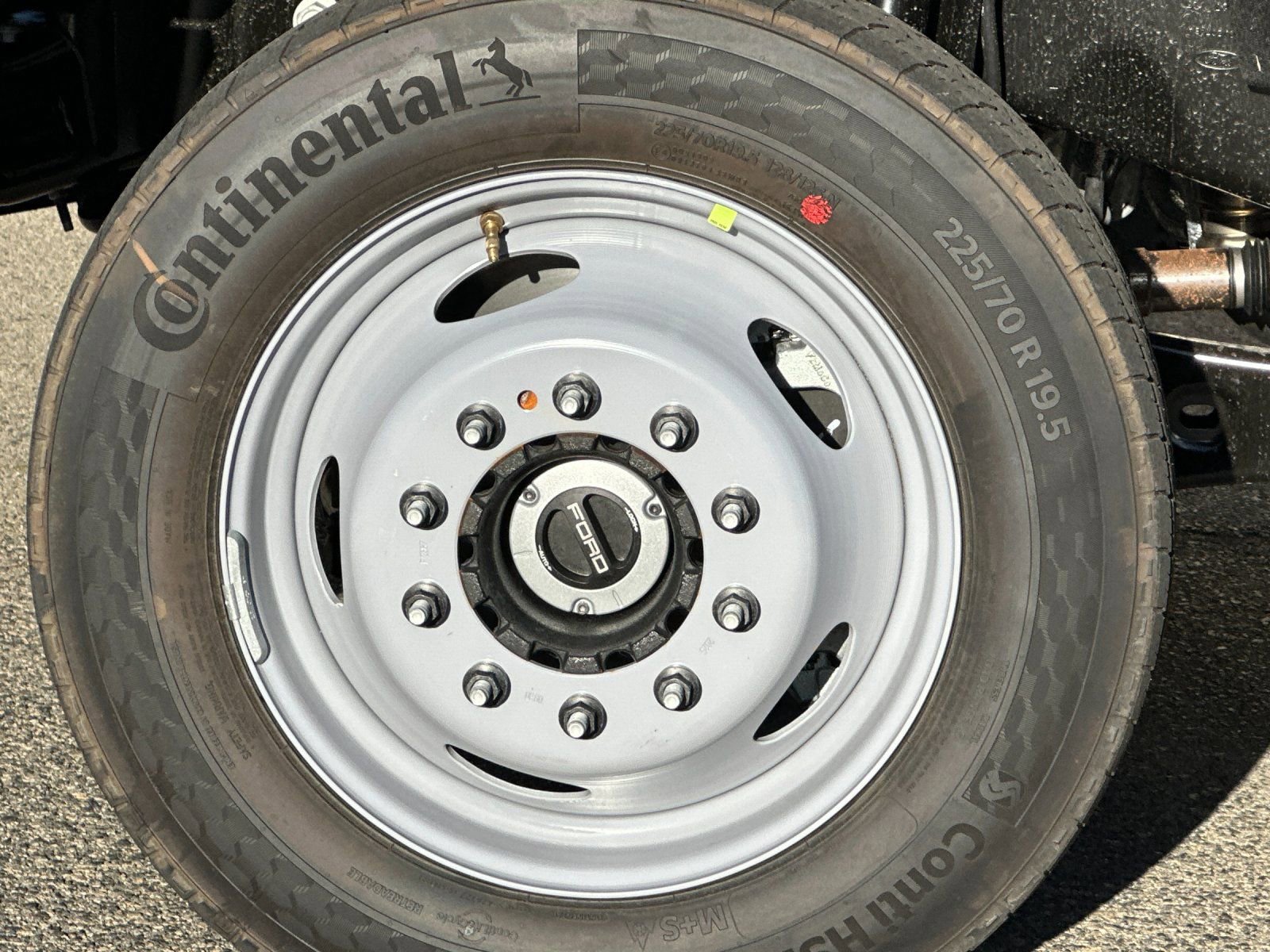 New 2026 Ford F550 4x4 Supercab Super Duty image 29