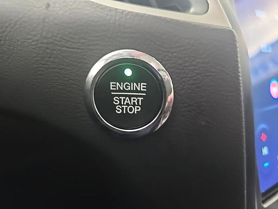 Used 2023 Ford Edge SEL w/ Convenience Package AWD/4WD image 19