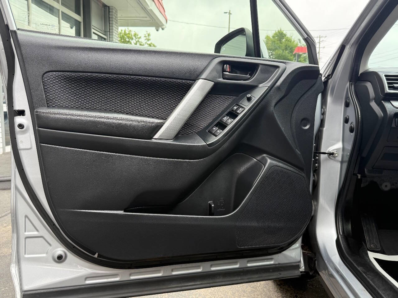 Used 2018 Subaru Forester 2.5i Premium image 14