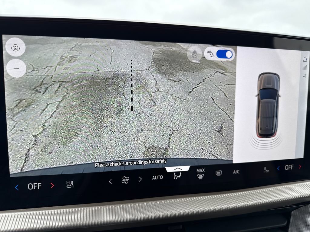 New 2026 Ford Explorer Active image 25