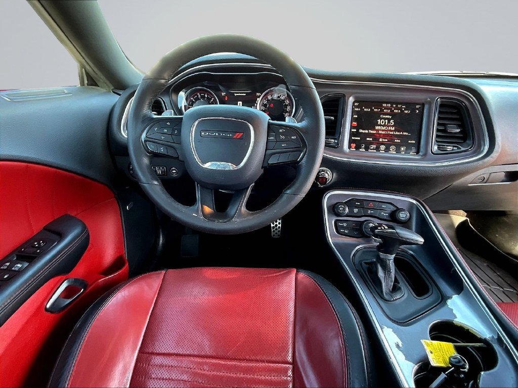 Used 2016 Dodge Challenger R/T Plus RWD image 10