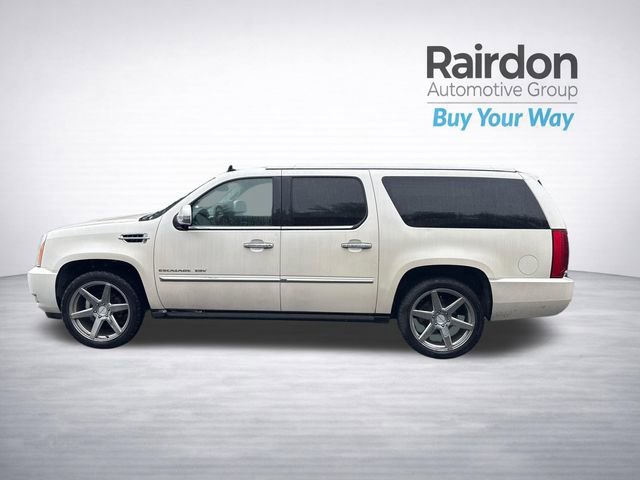 Used 2010 Cadillac Escalade ESV Premium image 5