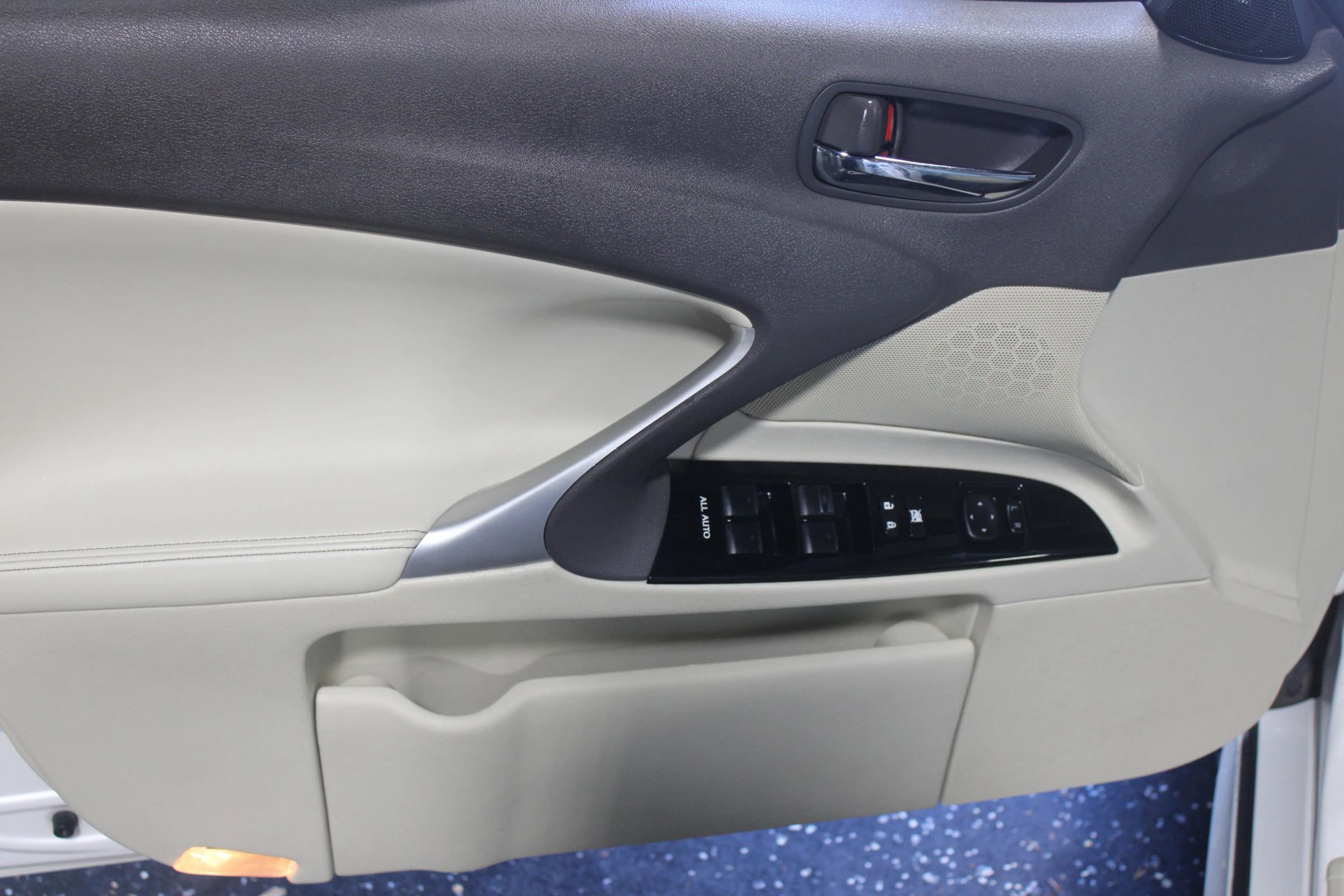 Used 2013 Lexus IS 250 image 7