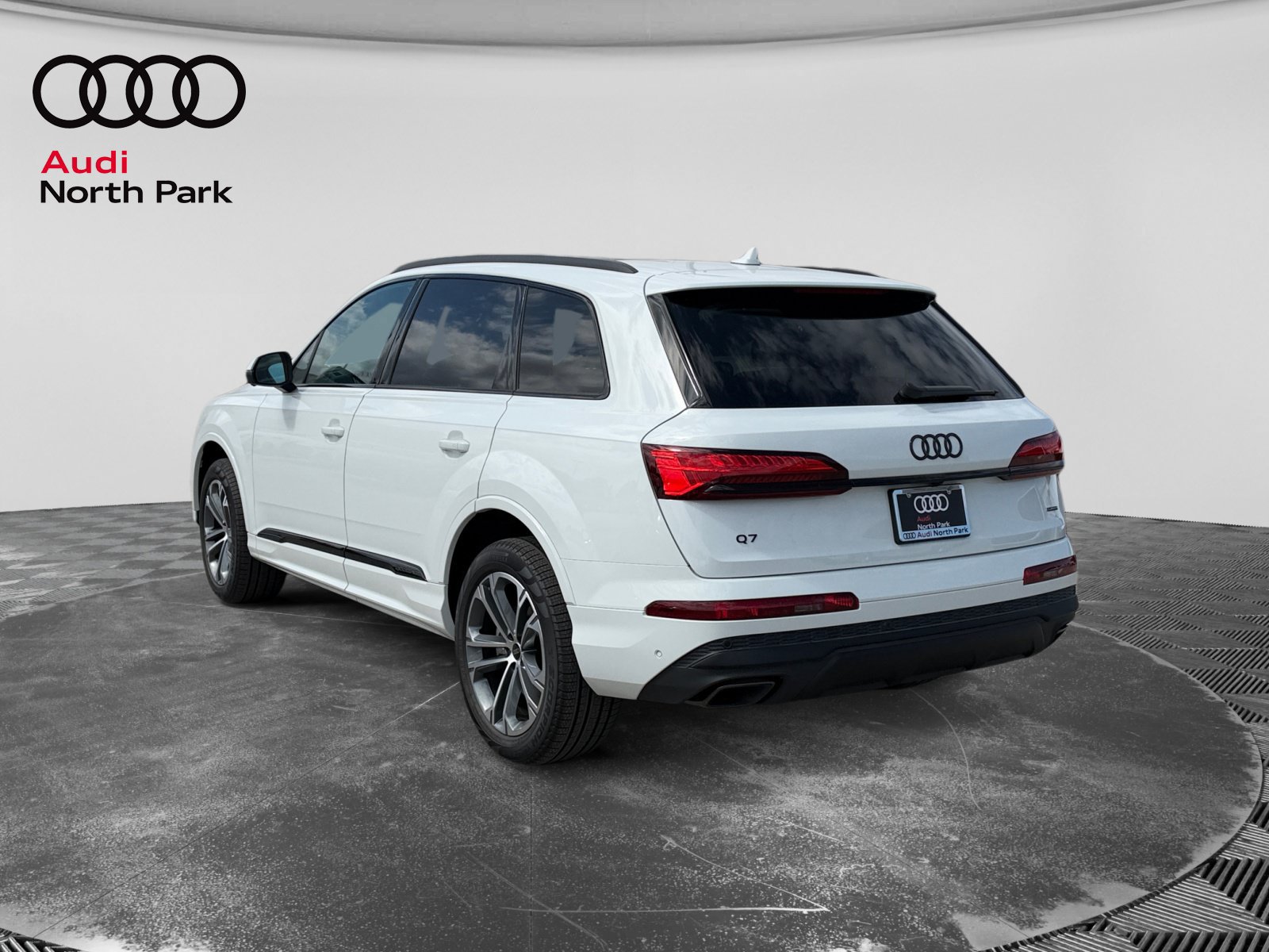 New 2026 Audi Q7 2.0T Premium AWD/4WD image 3
