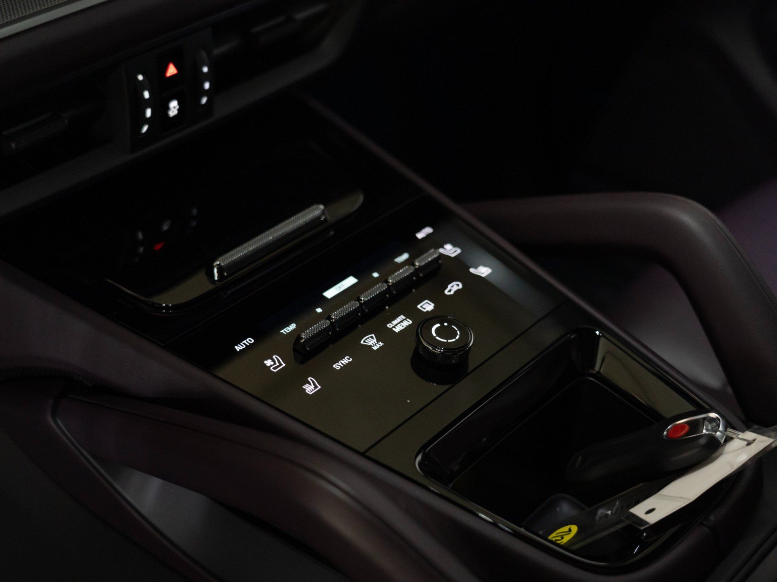 Certified 2024 Porsche Cayenne GTS AWD/4WD image 22