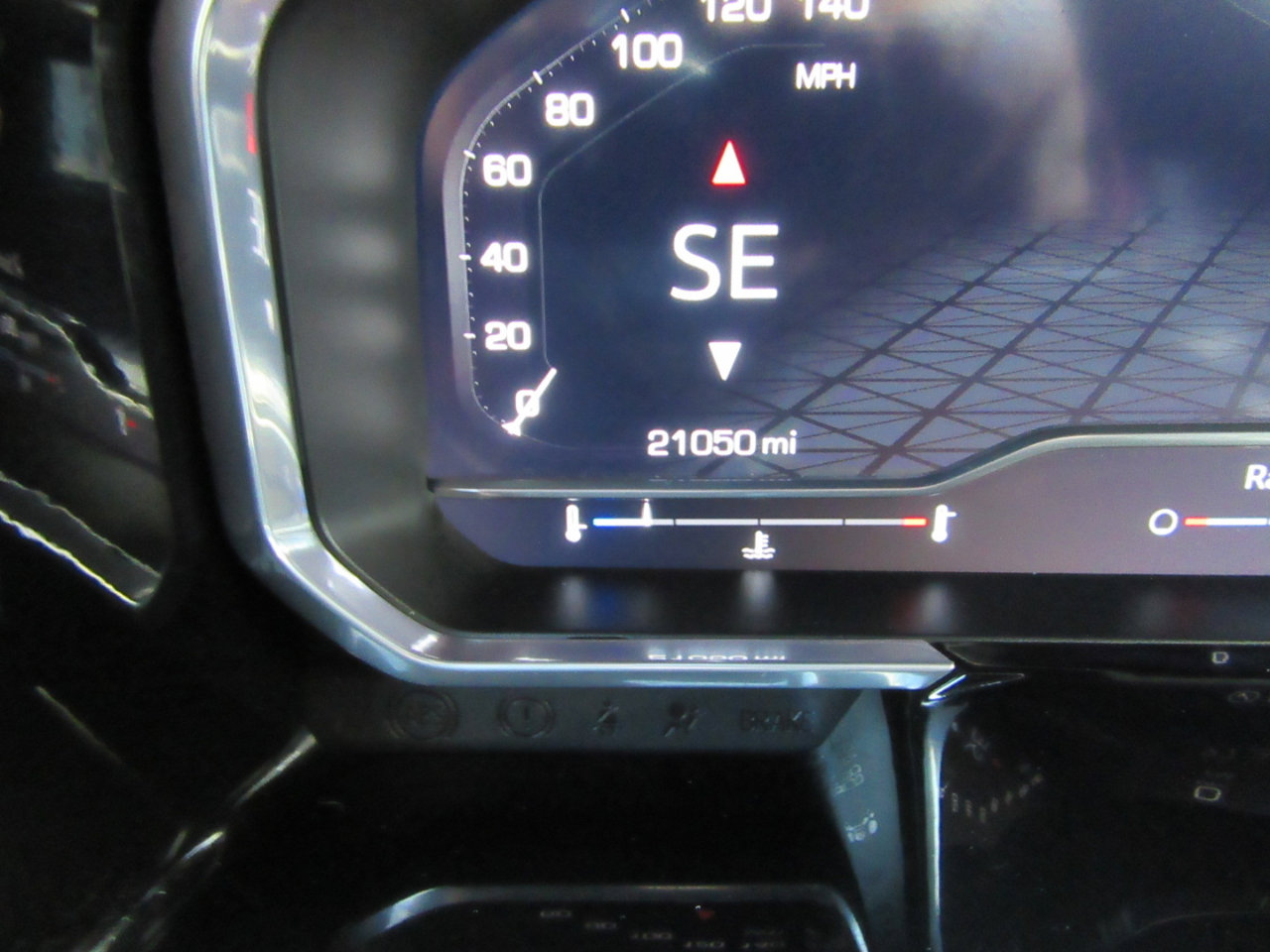 Used 2022 GMC Sierra 1500 Elevation image 37
