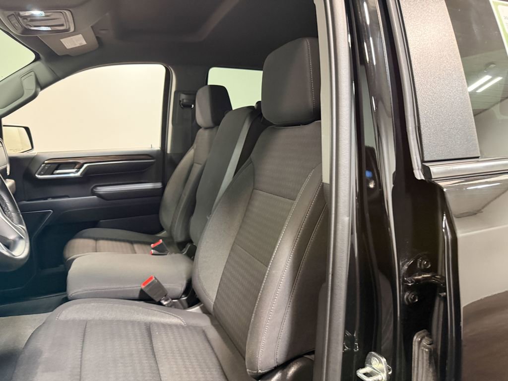 Used 2023 Chevrolet Silverado 1500 LT image 59
