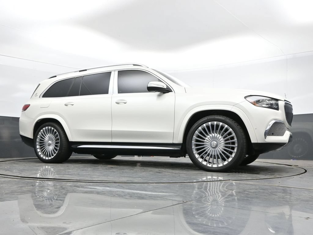 Used 2023 Mercedes-Benz Maybach GLS 600 4MATIC image 44