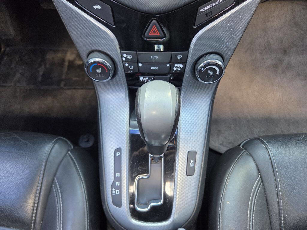 Used 2015 Chevrolet Cruze LTZ w/ Sun, Sound and Sport Package image 30