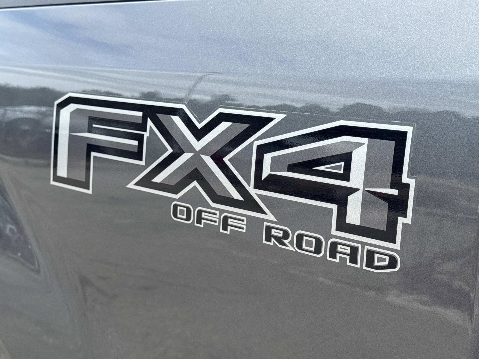 Used 2020 Ford F250 Lariat image 7