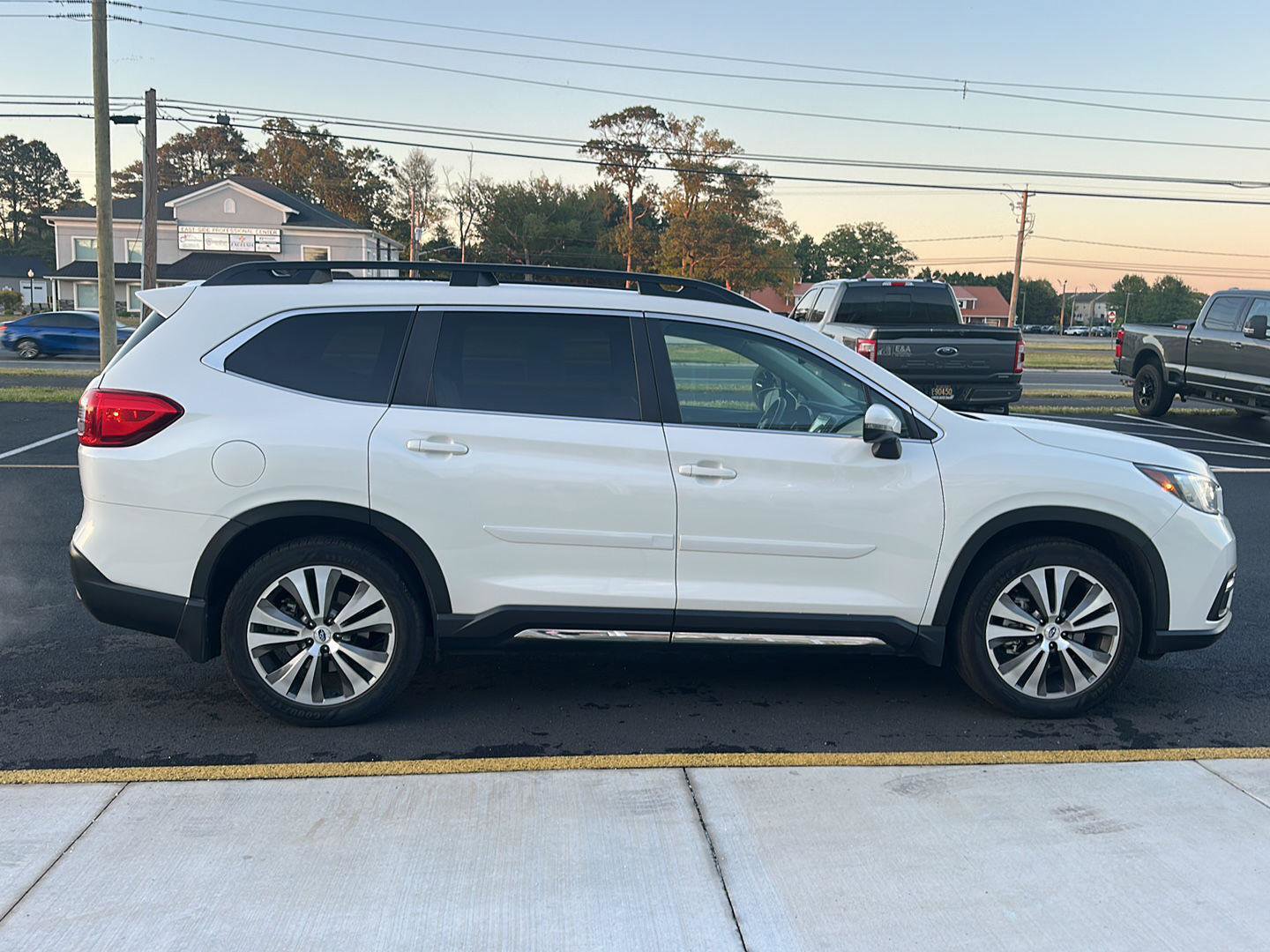 Used 2019 Subaru Ascent Limited AWD/4WD image 4