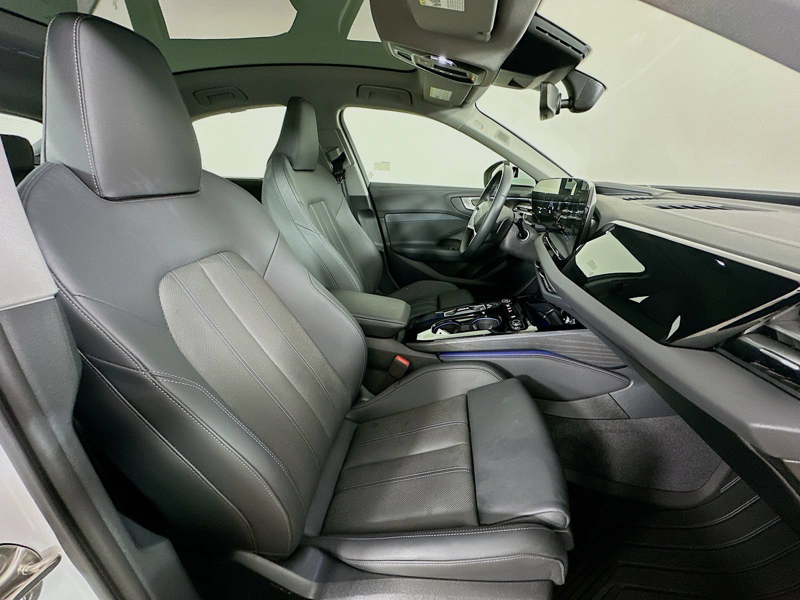 Used 2025 Audi A5 2.0T Premium Plus w/ Premium Plus AWD/4WD image 43