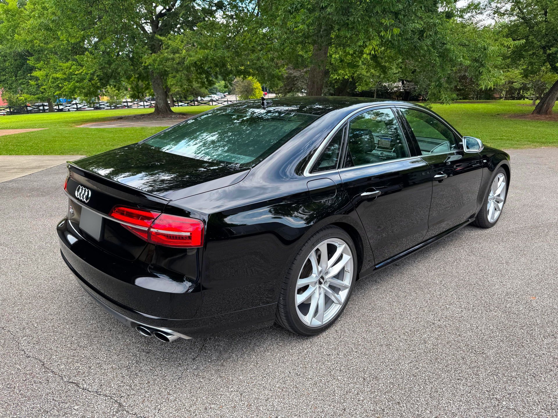 Used 2017 Audi S8 Plus AWD/4WD image 8