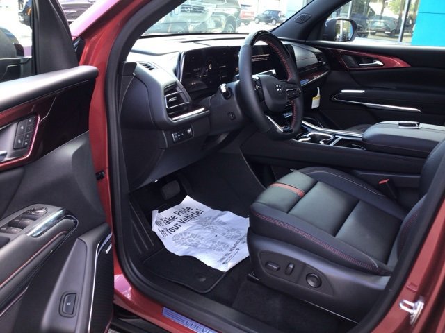 New 2026 Chevrolet Traverse RS w/ LPO, Floor Liner Package image 10