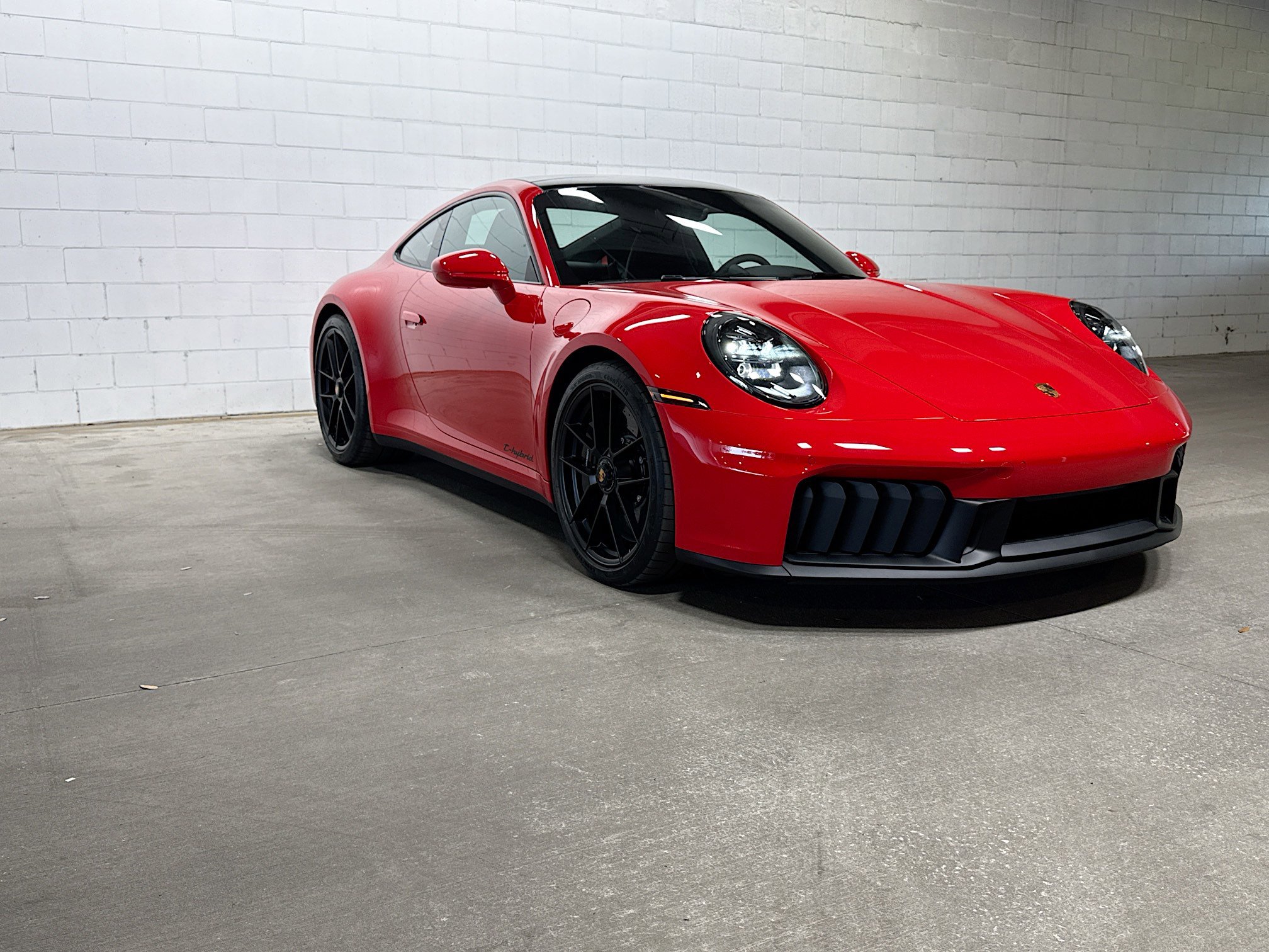 Certified 2026 Porsche 911 Carrera 4 GTS AWD/4WD image 6