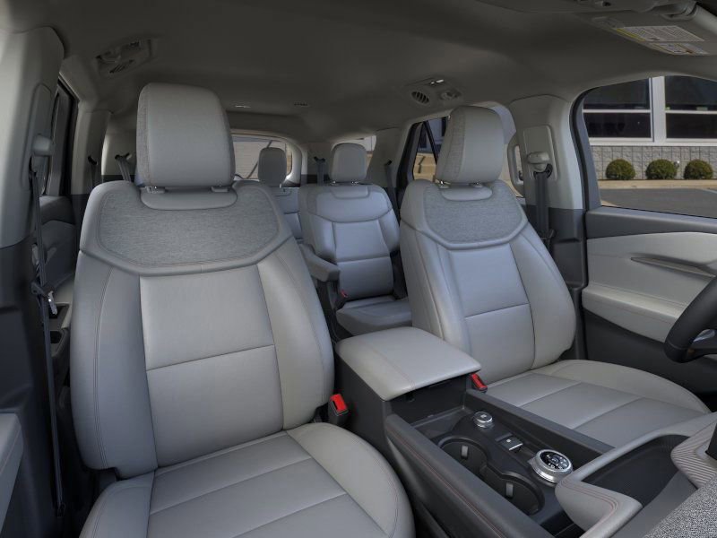 New 2026 Ford Explorer Active w/ Active Comfort Package image 10