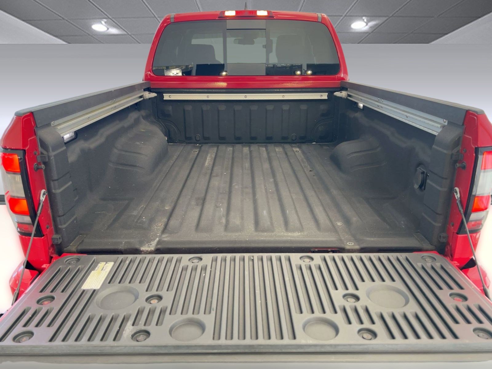 Used 2023 Nissan Frontier SV w/ SV Convenience Package image 33