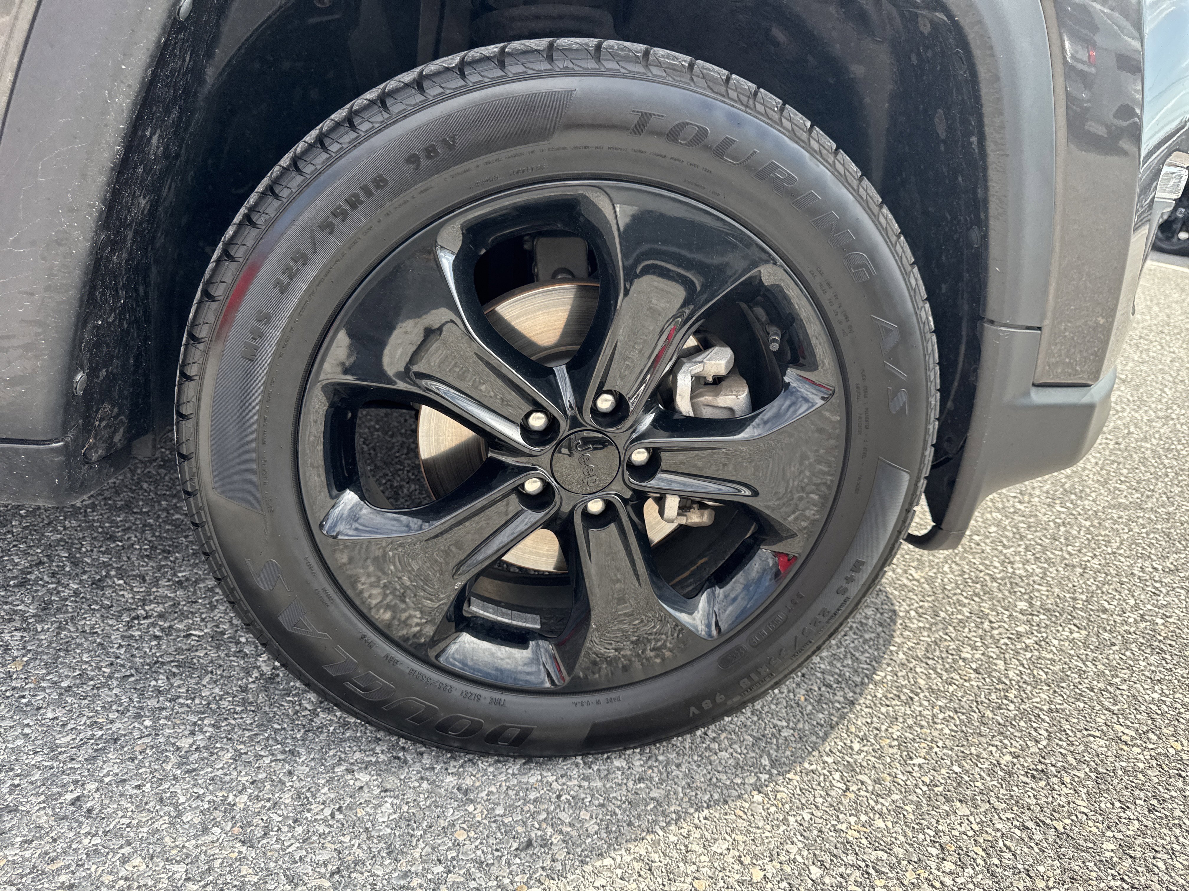 Used 2021 Jeep Compass Latitude w/ Sun and Sound Group image 34