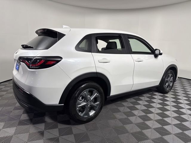 New 2026 Honda HR-V LX image 5