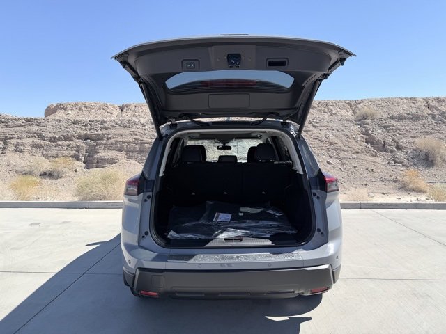 New 2026 Nissan Rogue SV w/ SV Premium Package image 30
