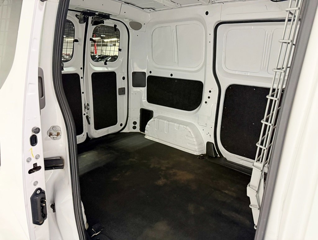 Used 2017 Chevrolet City Express LS image 27