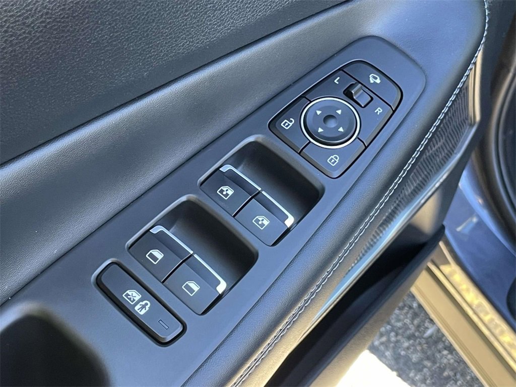 Certified 2022 Hyundai Santa Fe Limited image 17