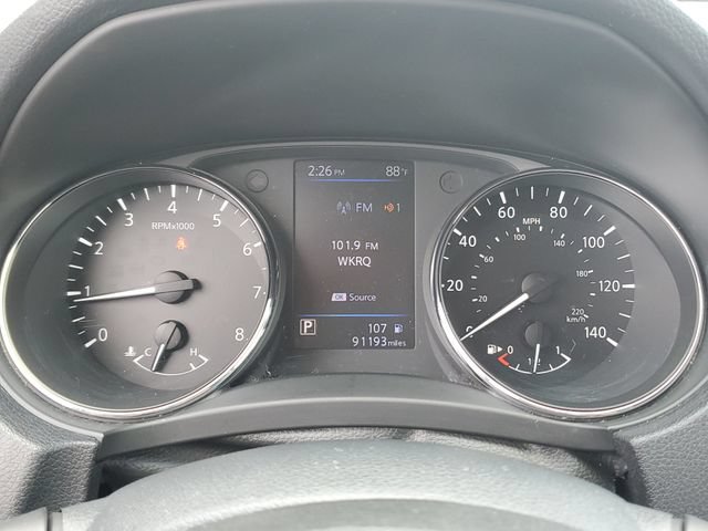 Used 2019 Nissan Rogue SV w/ Premium Package AWD/4WD image 25