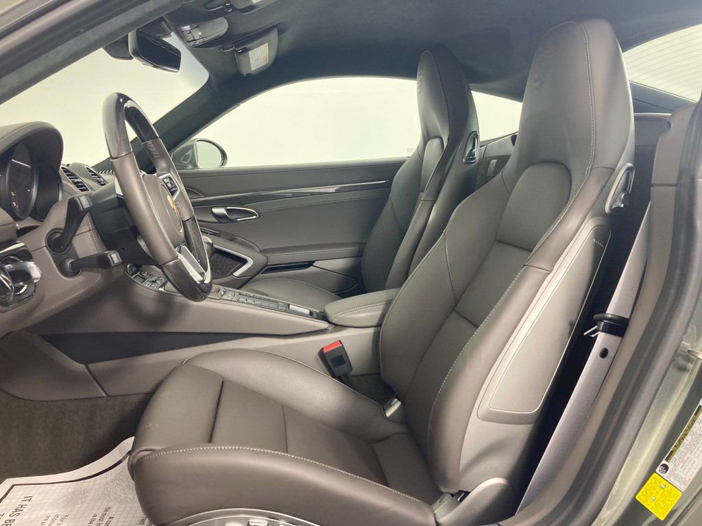Certified 2025 Porsche 718 Cayman GTS RWD image 9