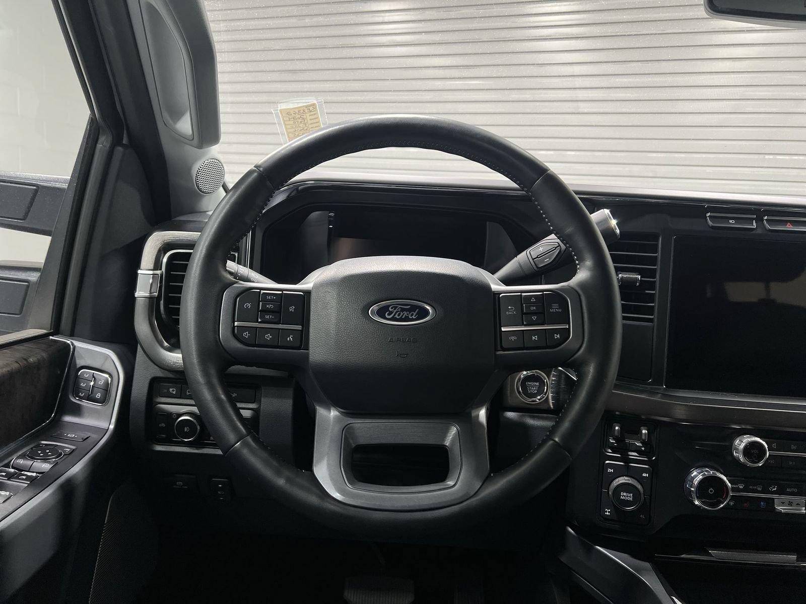 Used 2024 Ford F250 Lariat w/ FX4 Off-Road Package AWD/4WD image 14