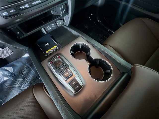 Certified 2025 Honda Passport EX-L image 24