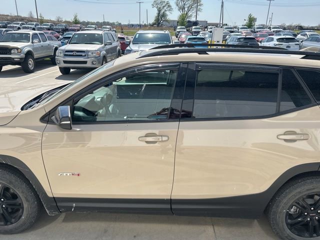 Used 2023 GMC Terrain AT4 image 7