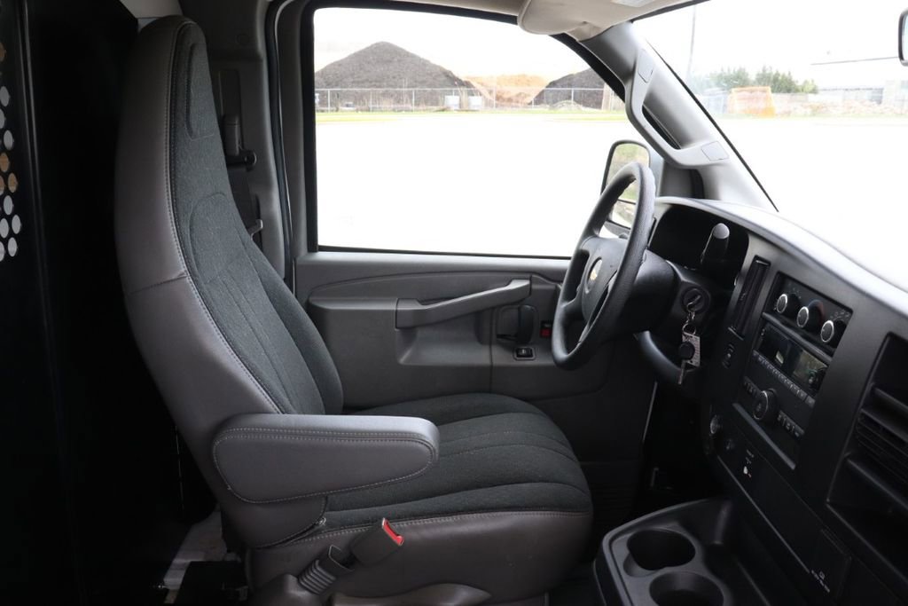 Used 2024 Chevrolet Express 2500 w/ Driver Convenience Package RWD image 10