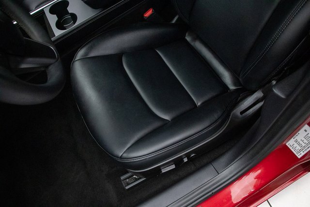 Used 2022 Tesla Model 3 Standard Range image 27