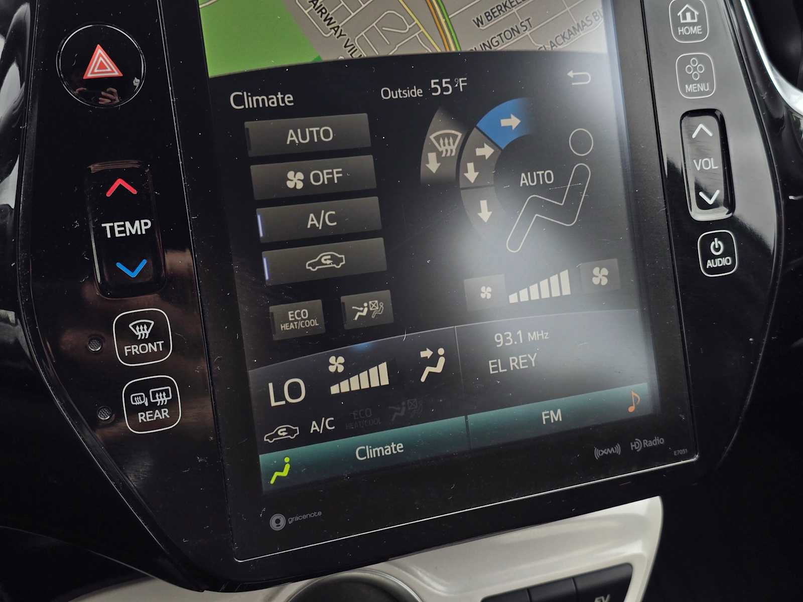 Used 2019 Toyota Prius Prime Premium FWD image 27