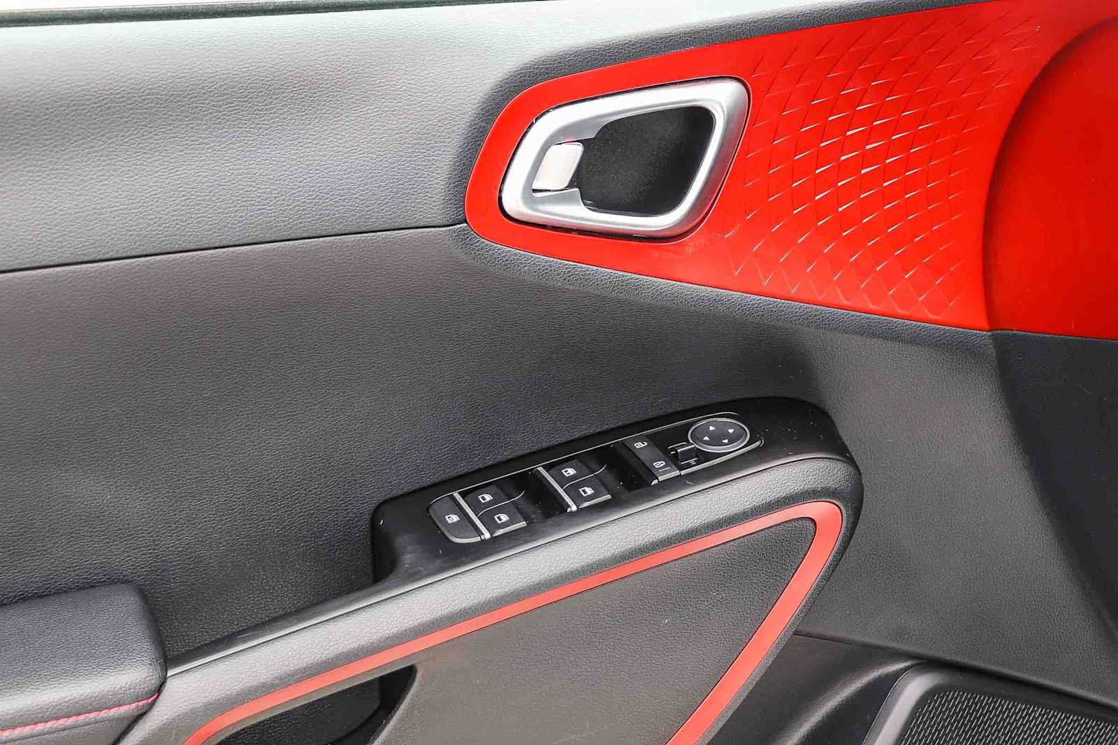 Used 2023 Kia Soul GT-Line FWD image 22