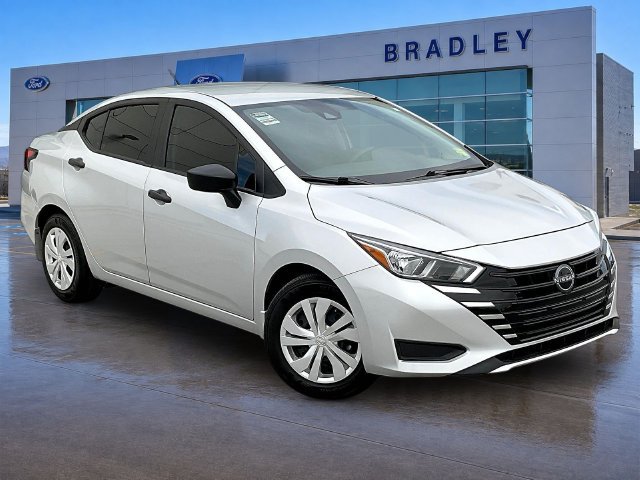 Used 2024 Nissan Versa S w/ Trunk Package FWD image 1