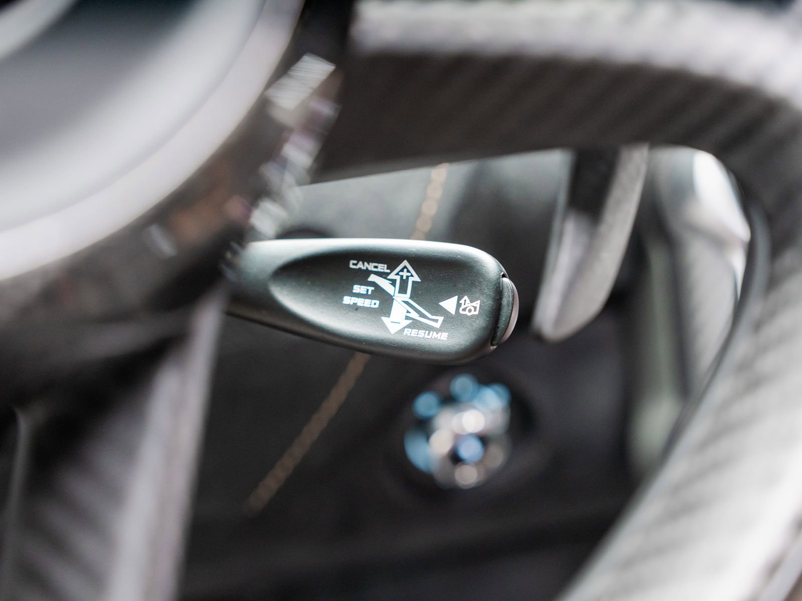 Used 2019 McLaren 720S Performance RWD image 44