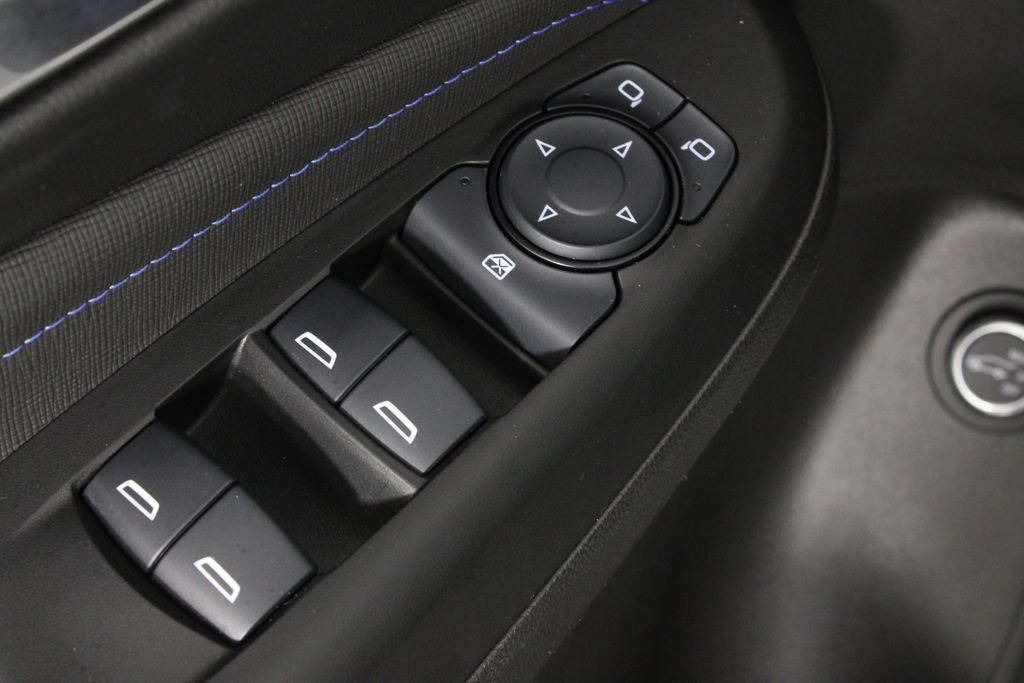 Used 2025 Buick Envista Sport Touring w/ Convenience I Package FWD image 23