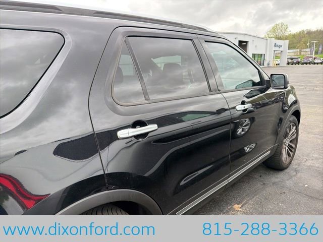 Used 2018 Ford Explorer Platinum AWD/4WD image 8