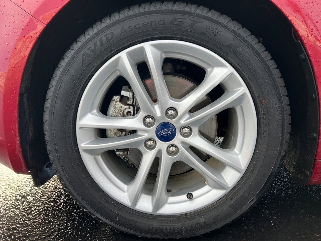 Used 2018 Ford Fusion SE image 29