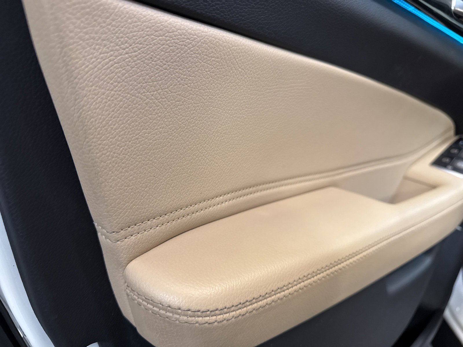 Used 2018 Mercedes-Benz GLS 450 4MATIC image 11